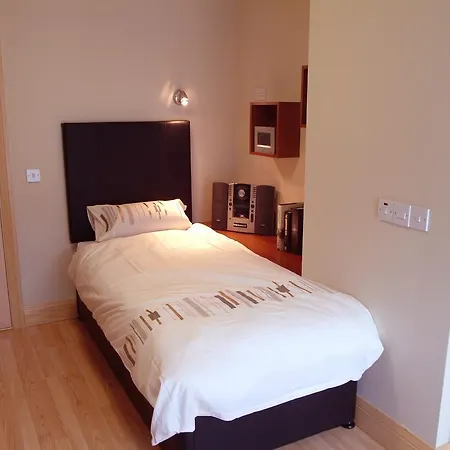 Destiny Student - Apartamento Galway